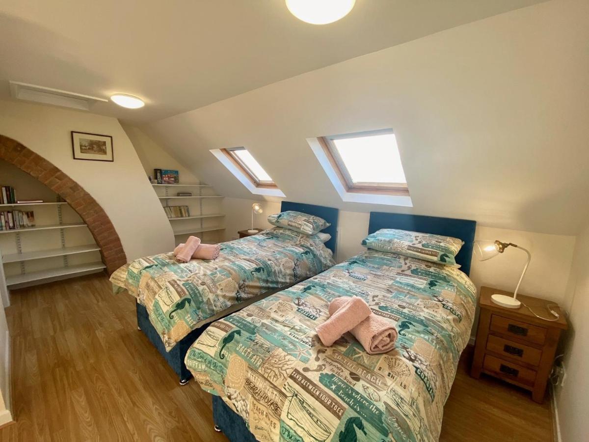 Buttercup Cottage Sidmouth Exterior photo